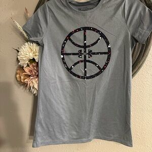 Girl’s Under Armour Gray Shirt